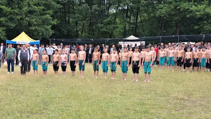 Tokat’ta Geleneksel Ahi Pehlivan Büyük Karakucak Güreşleri Başladı