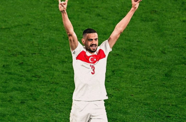 Merih Demiral yaptı, gündemin en tepesine oturdu! Peki nedir bu Bozkurt işareti?