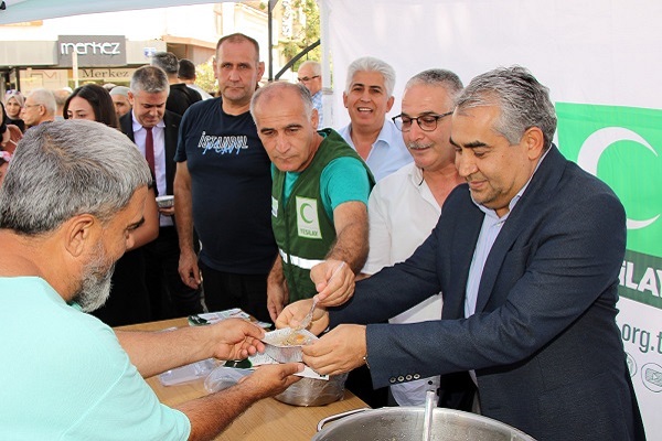 Aydın Yeşilay’dan Aşure Hayrı