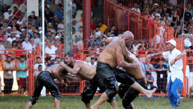 Kırkpınar Yağlı Güreşleri’nde Çeyrek Finalistler Belli Oldu