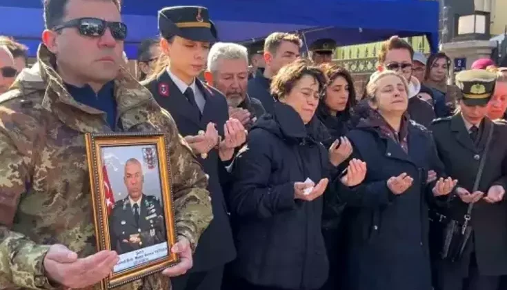 Şehit Binbaşı Yetişen için anne evinde helallik alındı