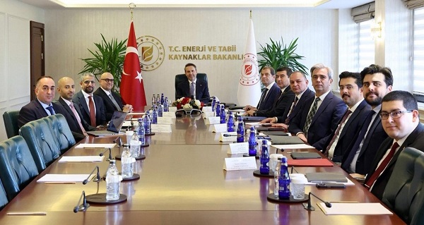 Bakan Bayraktar, Masdar CEO’su Ramahi’yi kabul etti