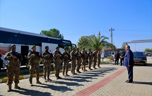 Özel hareket polisleri, dualarla Suriye’ye uğurlandı