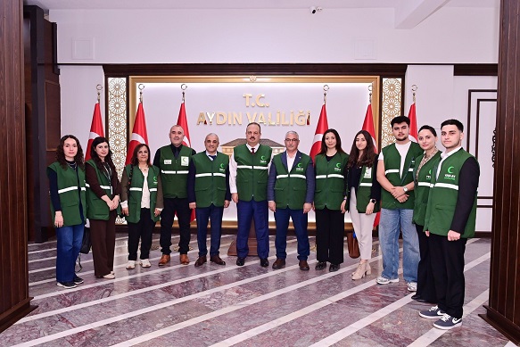 AYDIN’DA YEŞİLAY HAFTASI: Sanat ve Devlet El Ele Bağımsız Geleceğe