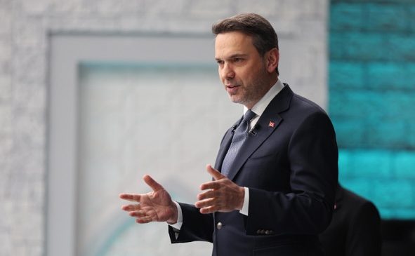Bakan Bayraktar: “Türkiye’yi Enerjide Ateş Çemberine Sokmayacağız”