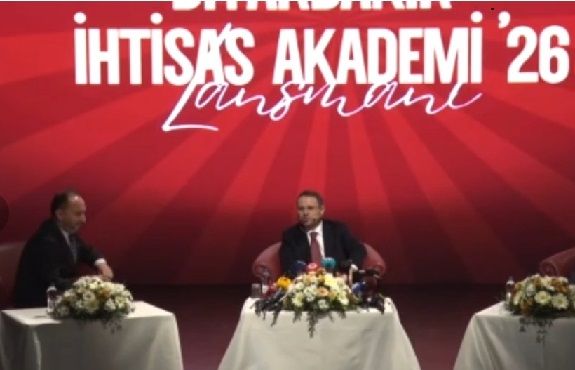 Sosyal Medyada ‘Sahte Hesap’ Dönemi Kapanıyor: Bakan Gürlek’ten “T.C. Kimlik” Açıklaması