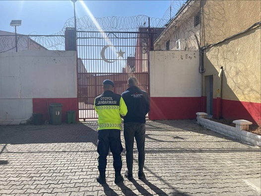 Aydın’da Jandarmadan Kaçakçılık ve Asayiş Operasyonları: Germencik ve Nazilli’de Hareketli Dakikalar