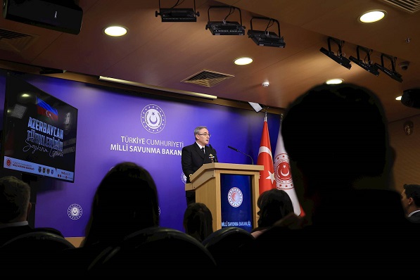 MSB Haftalık Bilgilendirme Toplantısı: Terörle Mücadele ve Karadeniz Stratejisi Masada