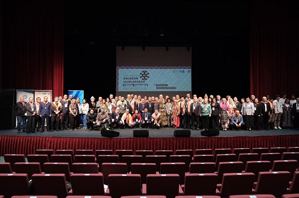 Türk Dünyasının Kalbi Balıkesir’de Attı: Uluslararası Yörük Türkmen Sempozyumu Bilimsel Bir Şölenle Gerçekleştirildi