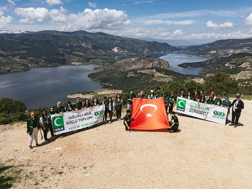 Yeşilay Aydın’dan “Bağımsızlık” Çıkartması: Hem Sahada Hem Zirvede!
