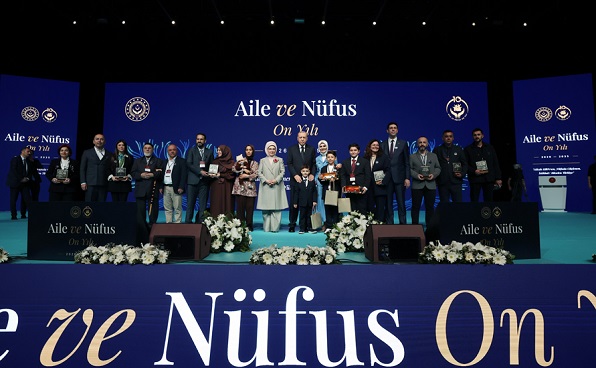 Erdoğan’dan “Aile ve Nüfus” Seferberliği: “2026-2035 Vizyonu” Tanıtıldı